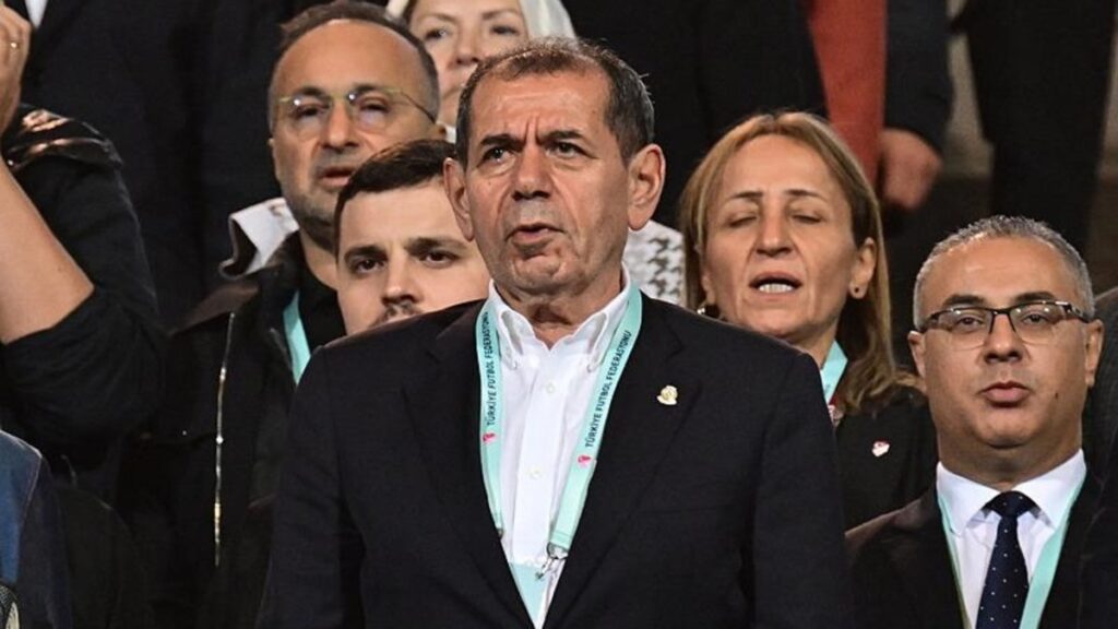 galatasarayda-dursun-ozbek-cocuklari-niye-alet-ediyorsunuz-1712520585918.jpeg